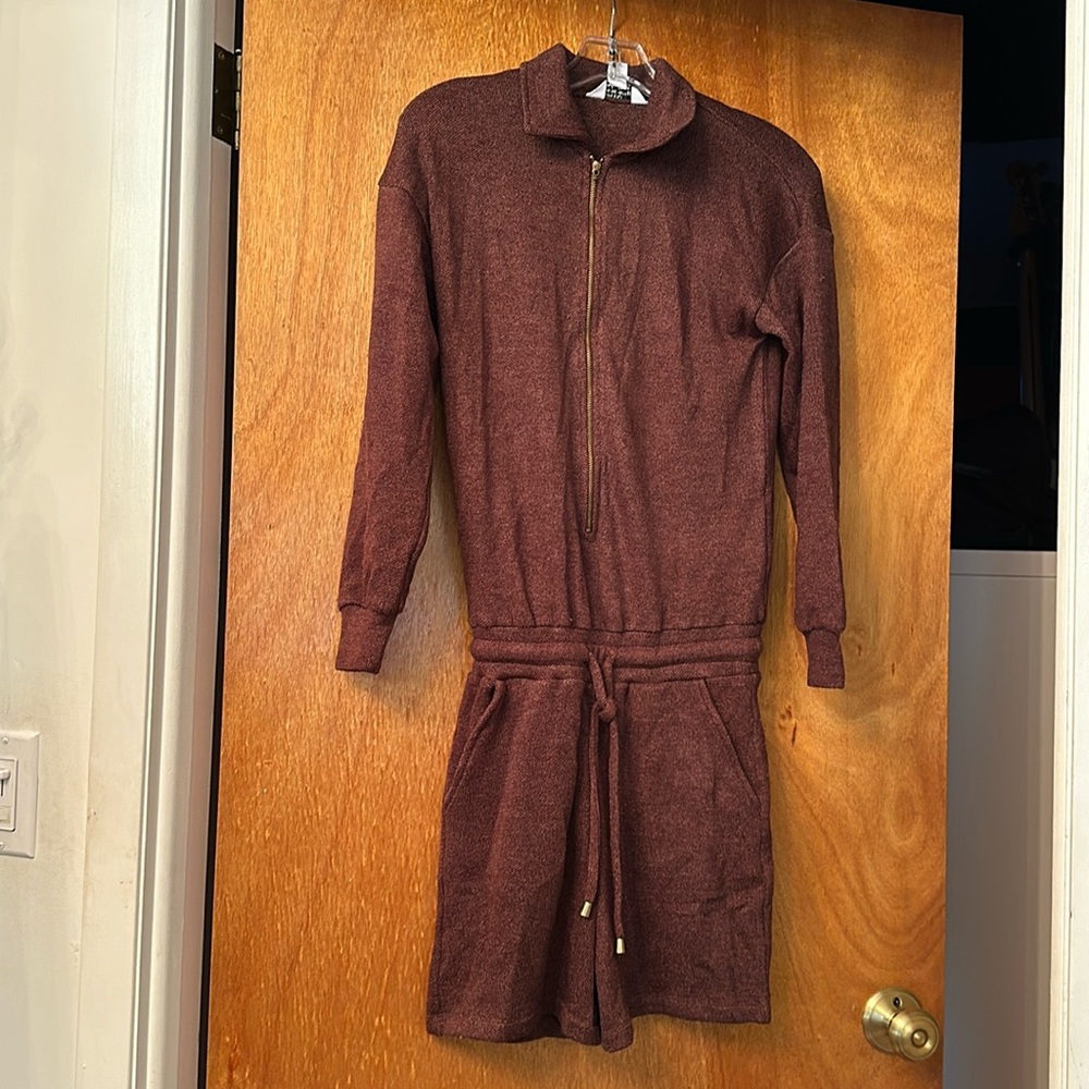 NWT knit sweater long sleeve shorts romper